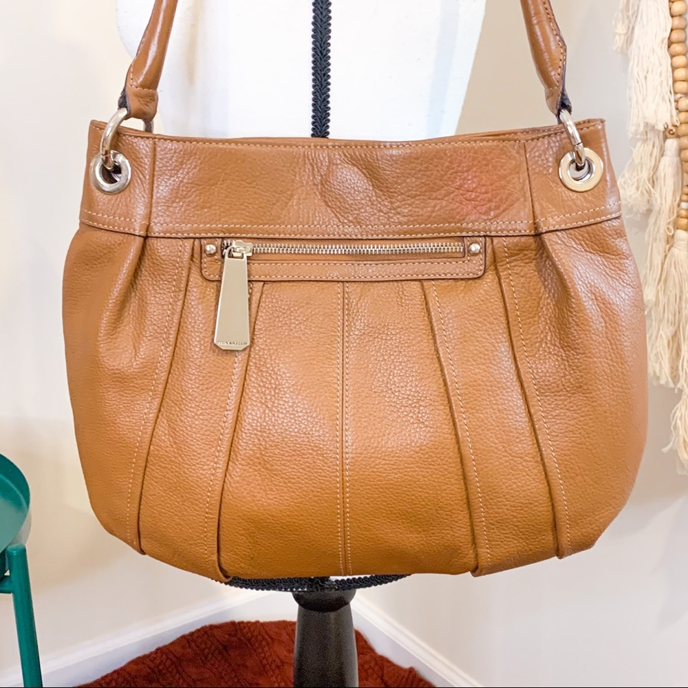 NWOT Tignanello Brown Leather Pleated Shoulder Bag - Picture 2 of 6